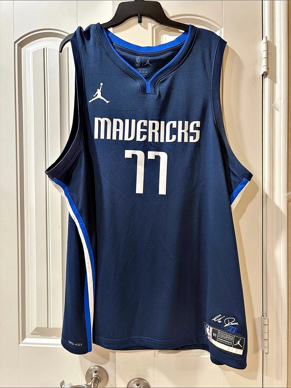 Jordan Luka Doncic Dallas Mavericks Statement Edition Swingman Jersey Blue 3XL